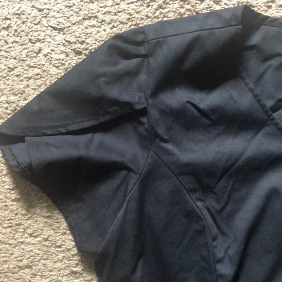 Jaanuu Black Tulip Top Scrubs - Picture 3 of 5